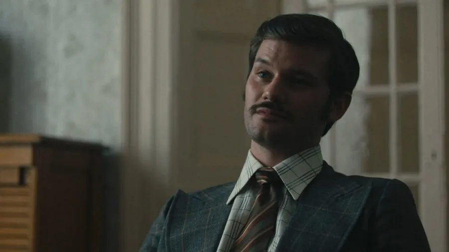 Frame 8