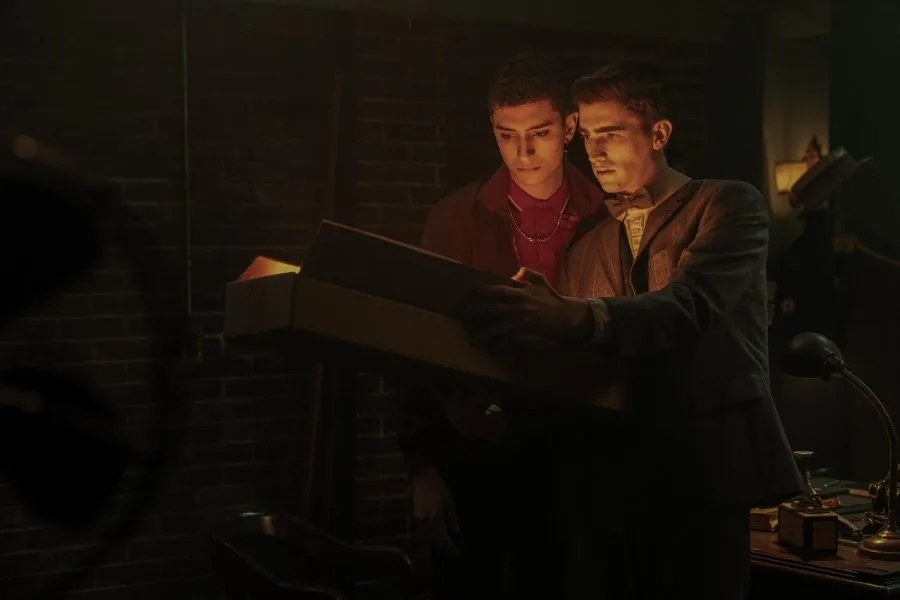 Frame 8