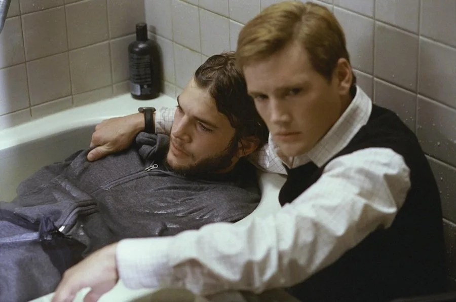 Frame 8
