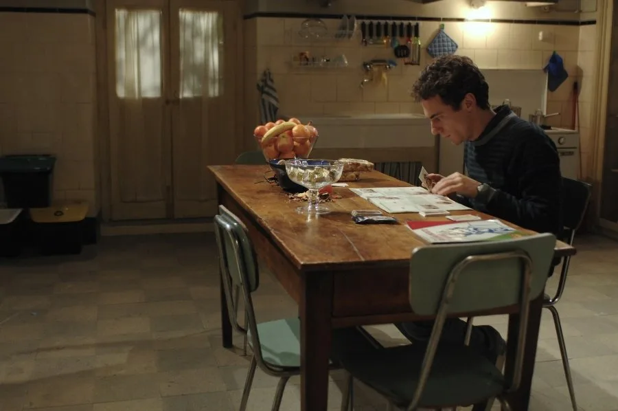 Frame 4
