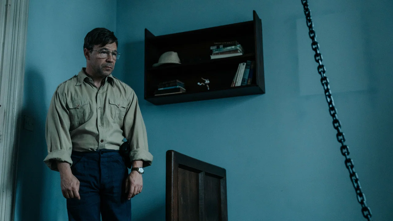 Frame 12