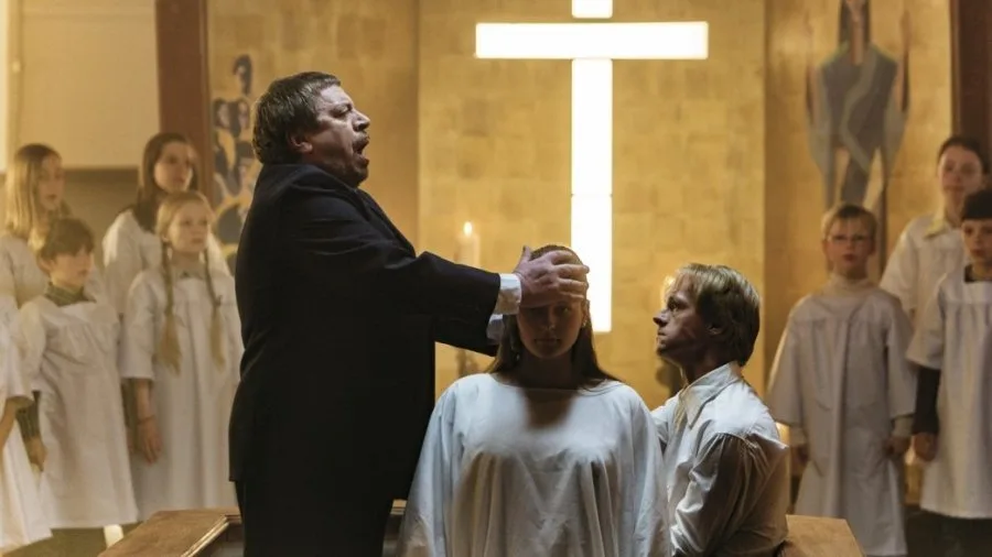 Frame 9