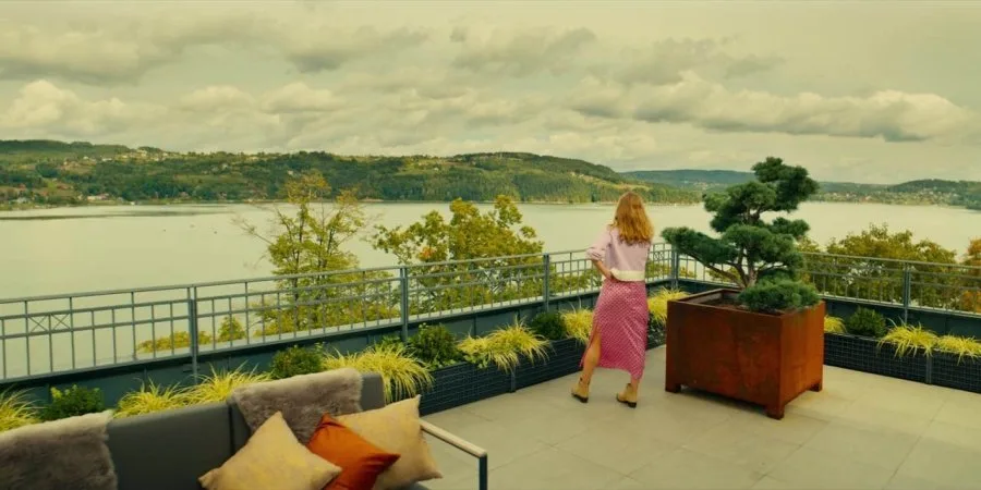Frame 9